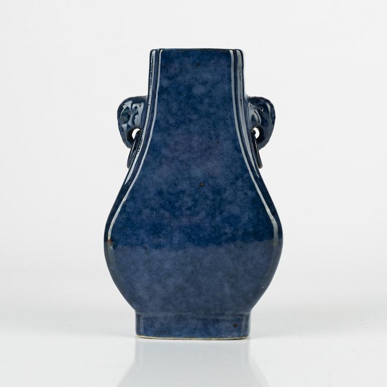 A powder blue elephant vase. Qing dynasty.