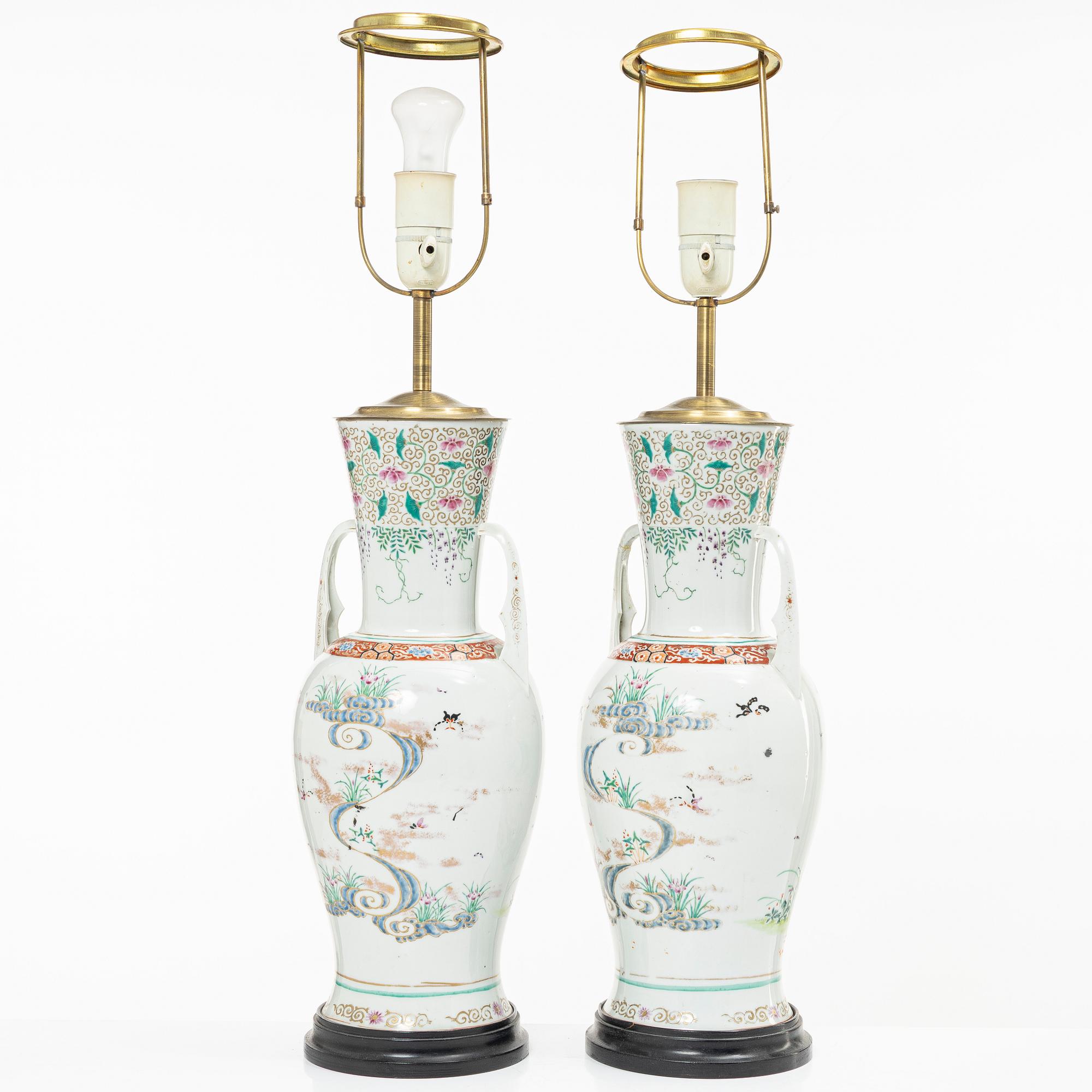 A pair of Japanese porcelain table lamps, Taishō/early Shōwa, 1920-/30s.