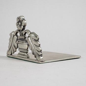 A pewter bookend, possibly by Estrid Ericson, Firma Svenskt Tenn, 1920's.