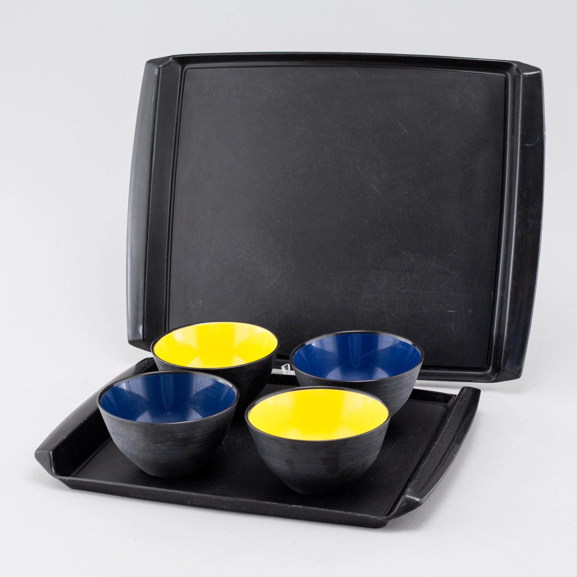 SIGVARD BERNADOTTE & ACTON BJØRN, 4 skålar samt CARL ARNE BREGER, 2 brickor, "Signatur", Husqvarna Borstfabrik,