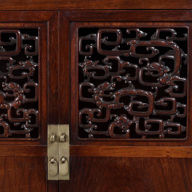 A Chinese cabinet, 20th Century.