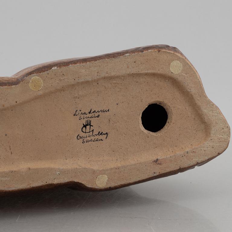 Lisa Larson, "Lejonhona", skulptur, ur serien "Noaks Ark", stengods, Gustavsbergs Studio, i produktion 1980-84.