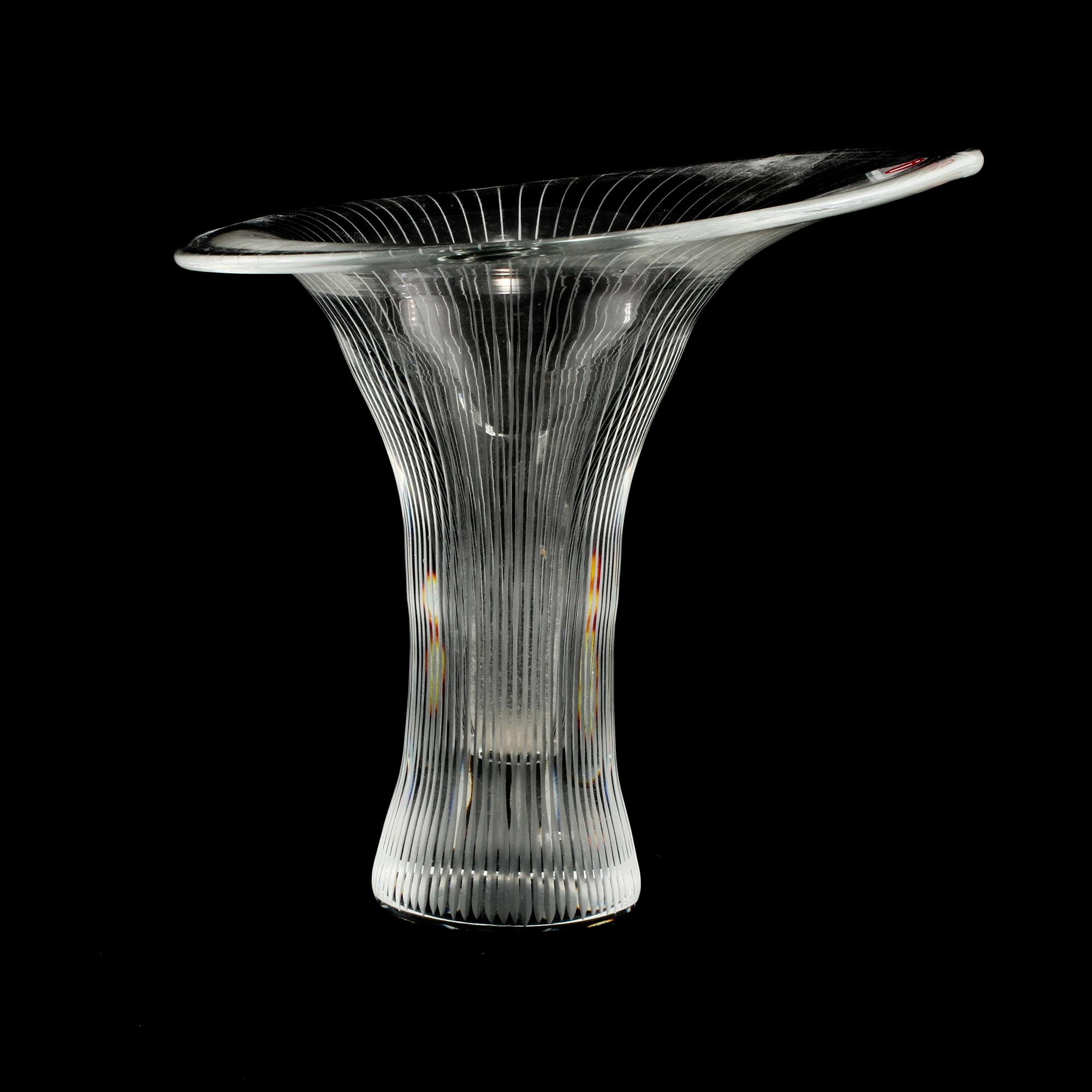 VAS, glas, "Kantarelli", Tapio Wirkkala, Iittala, Finland, 1900-talets andra hälft.