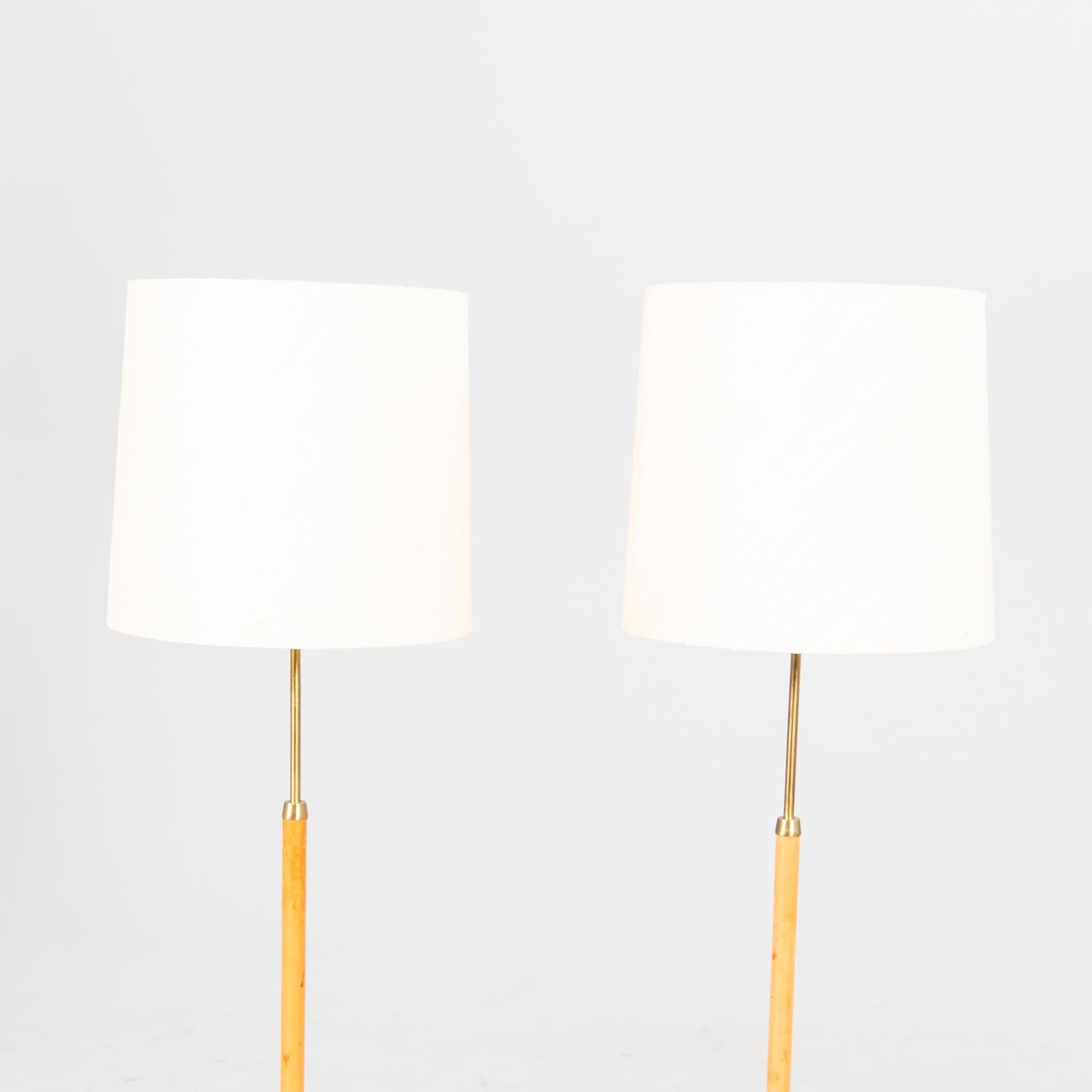 Golvlampor ett par  1960-70 tal Falkenbergs Belysning.