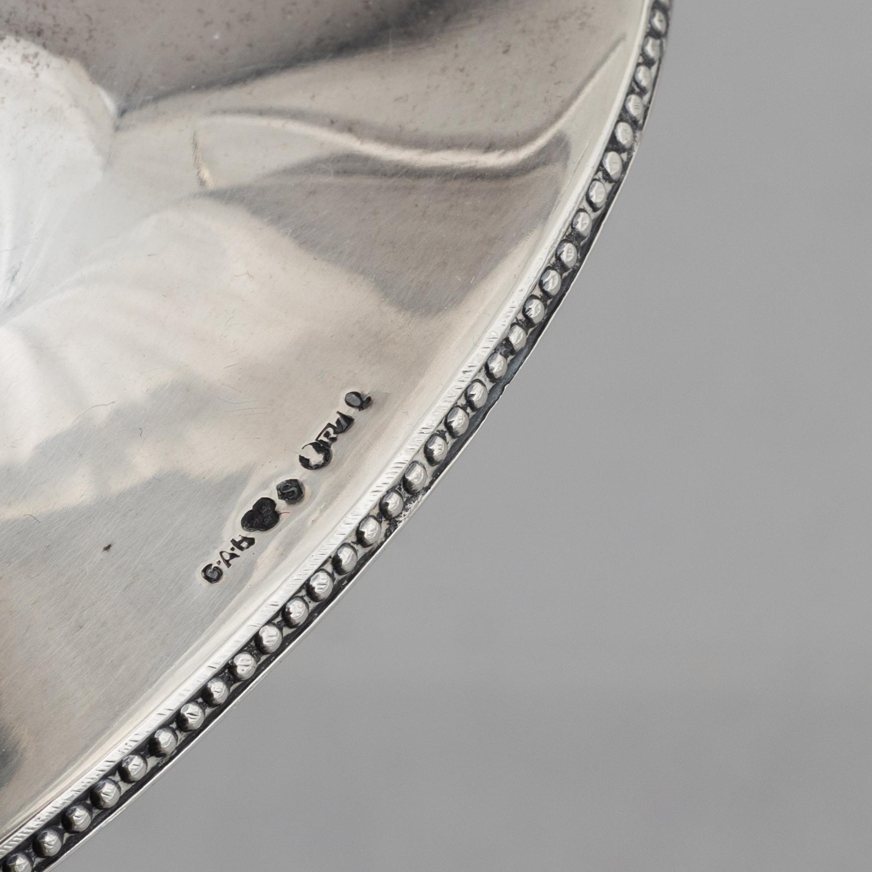 A Swedish Empire style silver sugar bowl, mark of GAB, Stockholm 1919.