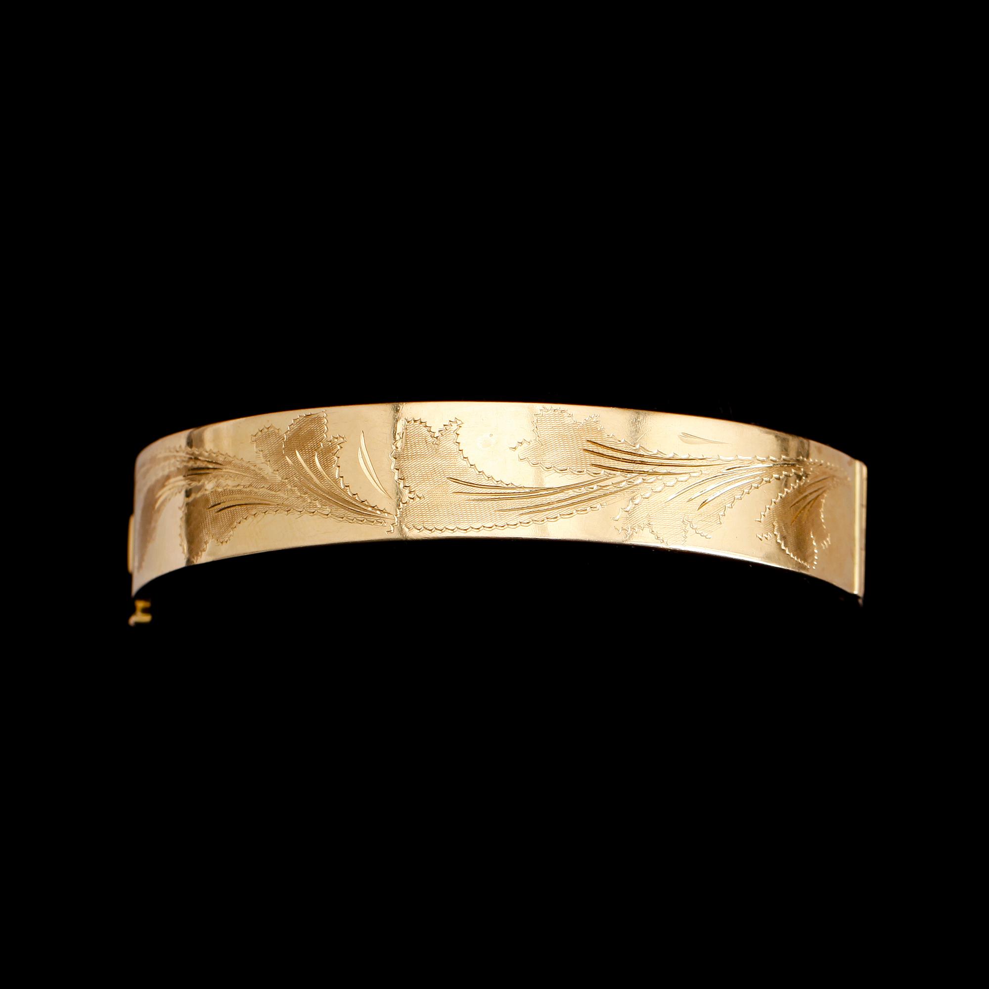 ARMBAND, 18 k guld. Vikt ca 20 gram.
