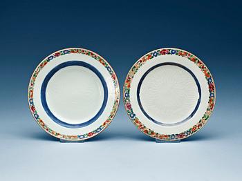 1458. A set of 16 famille rose dishes, Qing dynasty, Qianlong (1736-95).