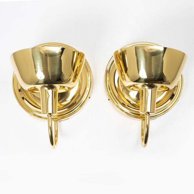 Josef Frank, Wall lamps, a pair, model 2389, Svenskt Tenn.