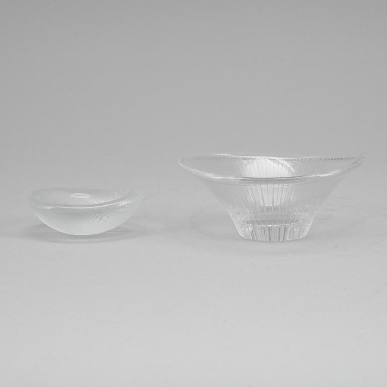 SKÅLAR, 2 st, Tapio Wirkkala, Iittala, Finland, båda daterade 54 respektive 56.