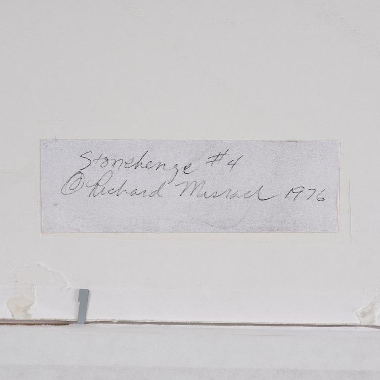 Richard Misrach, "Stonehenge #4", 1976.