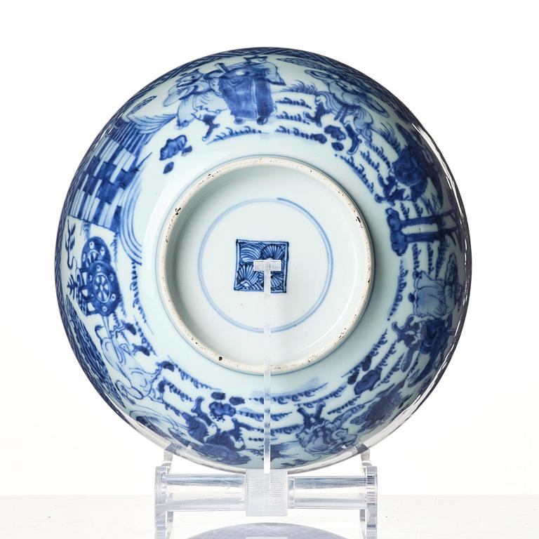 A blue and white 'foreigners bearing gifts' bowl, Qing dynasty, 18th century.