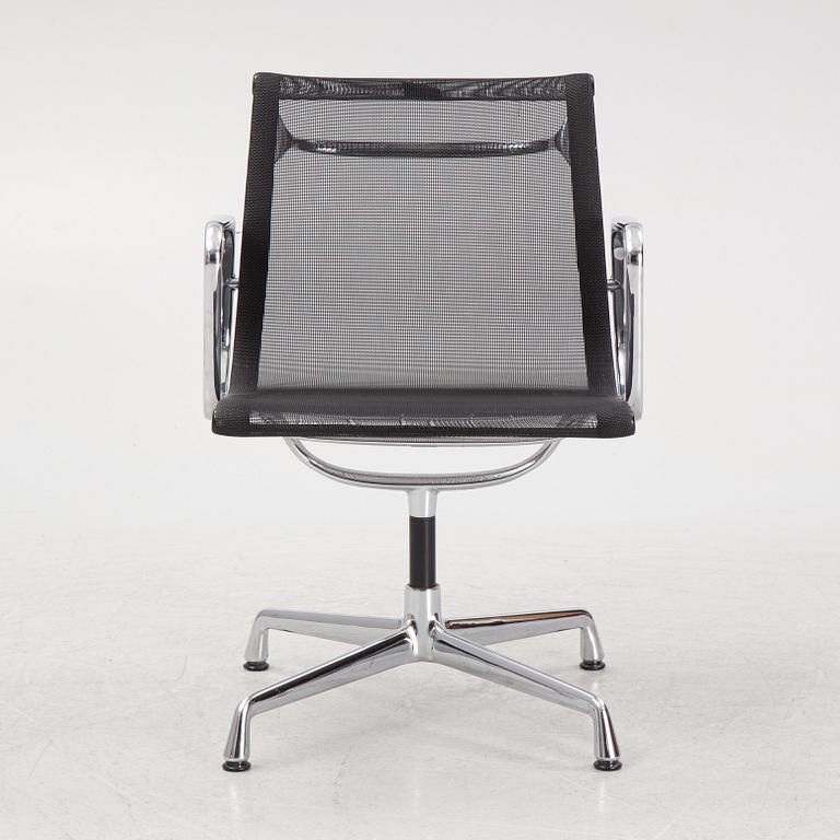 Charles & Ray Eames, karmstol, "EA108", Vitra, 2009.