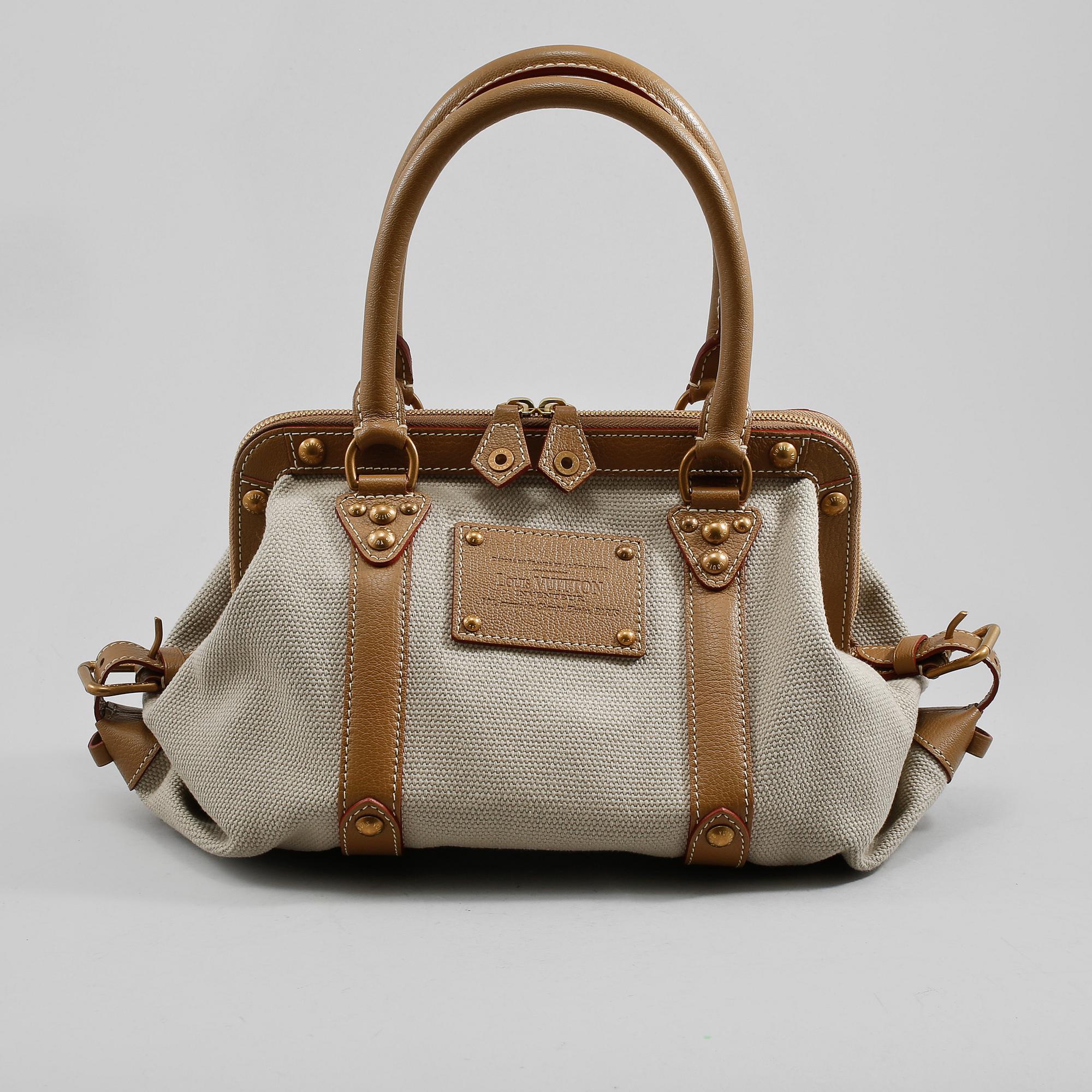 VÄSKA , "Sac de Nuit GM", Louis Vuitton.