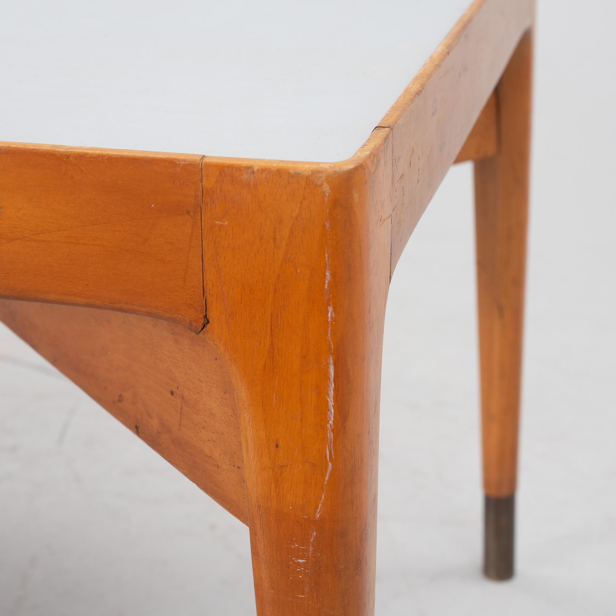 A Swedish Modern coffee table, 1940's/50's.
