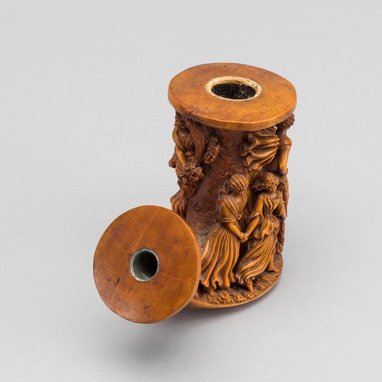 SOPHIA ISBERG piphuvud (ej signerat).