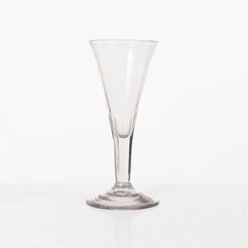 Cut glass, 1 + 4 similar, 19th century.