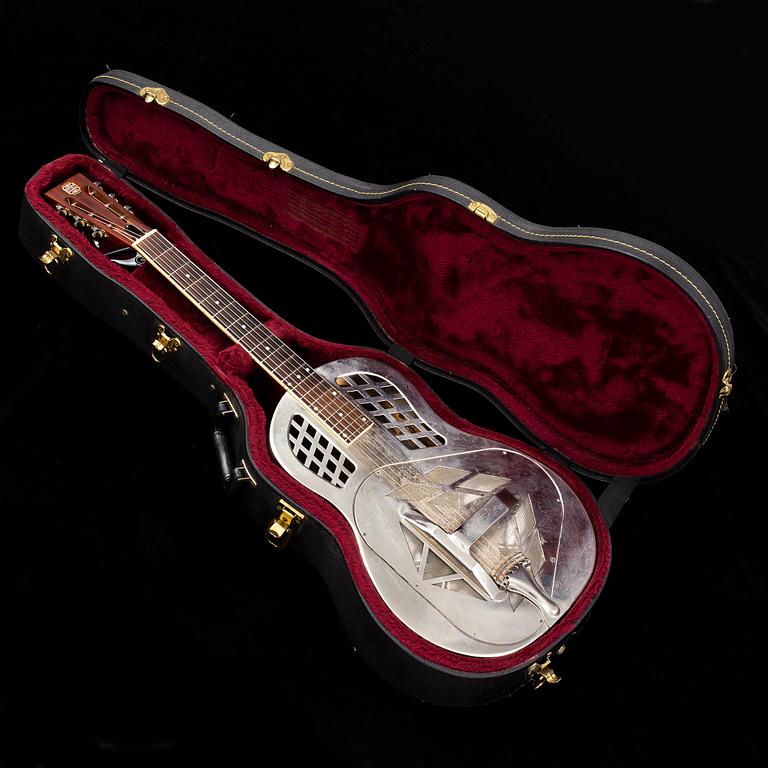 Akustisk gitarr, Republic Tri-cone 200 resonator, 2000-tal.
