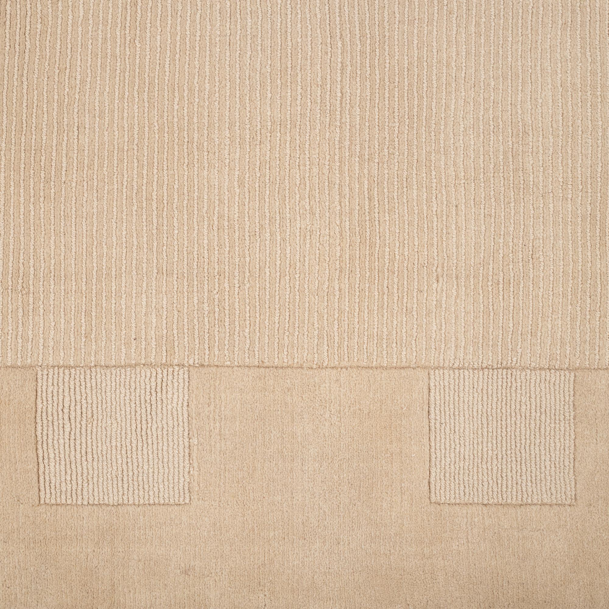 A CARPET, loomed, India, ca 275 x 200 cm.