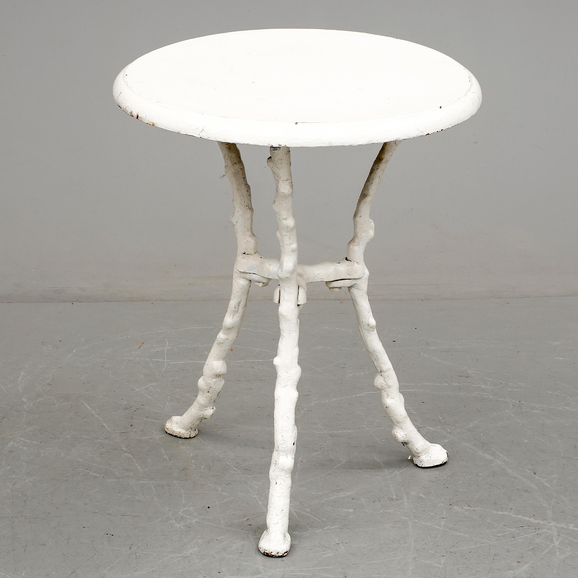 TRÄDGÅRDSBORD, gjutjärn, 1800-talets slut.