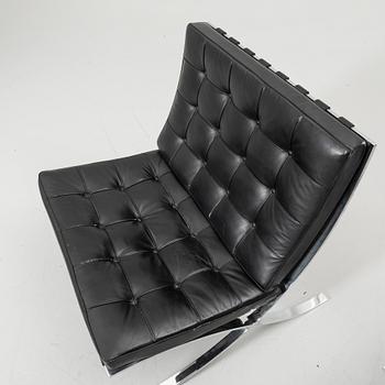 Ludwig Mies van der Rohe, Fåtöljer, ett par, "Barcelona", Knoll.