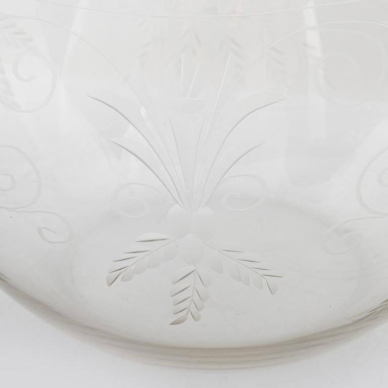 A punch bowl and mugs, glass, mid 20th century.