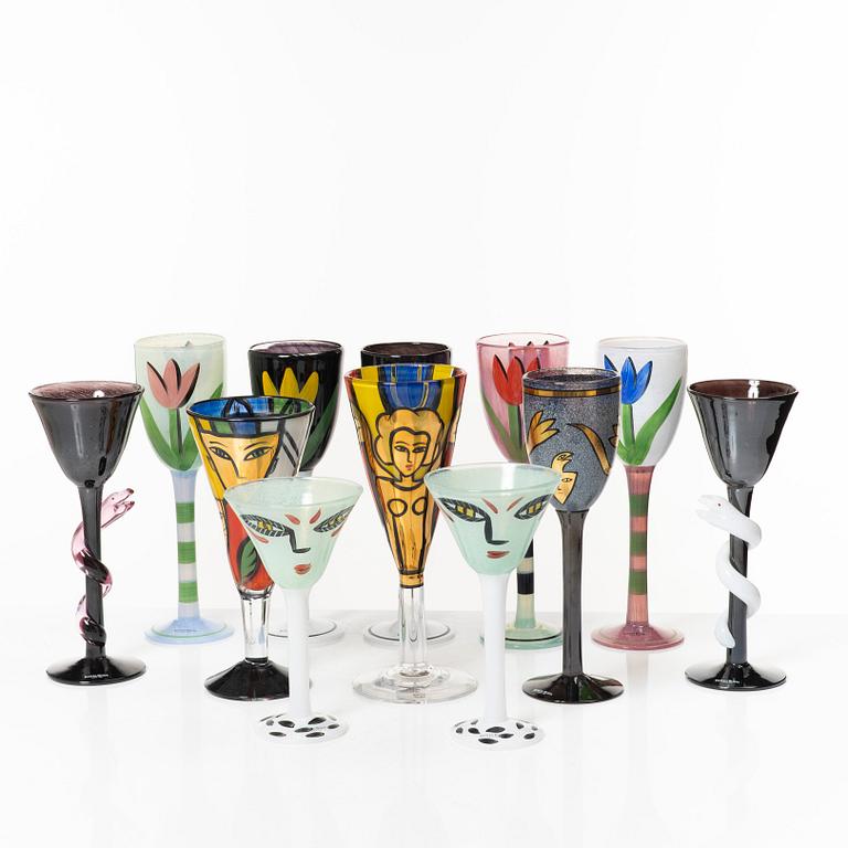 Ulrica Hydman-Vallien, vinglas, 12 st, Kosta Boda, Artist Collection / Atelier / Limited Edition.