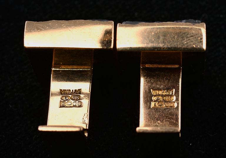 Björn Weckström, MANSCHETTKNAPPAR, guld 14K samt spektrolit, "Antarktis", Lapponia 1976. Vikt 15,9 g.