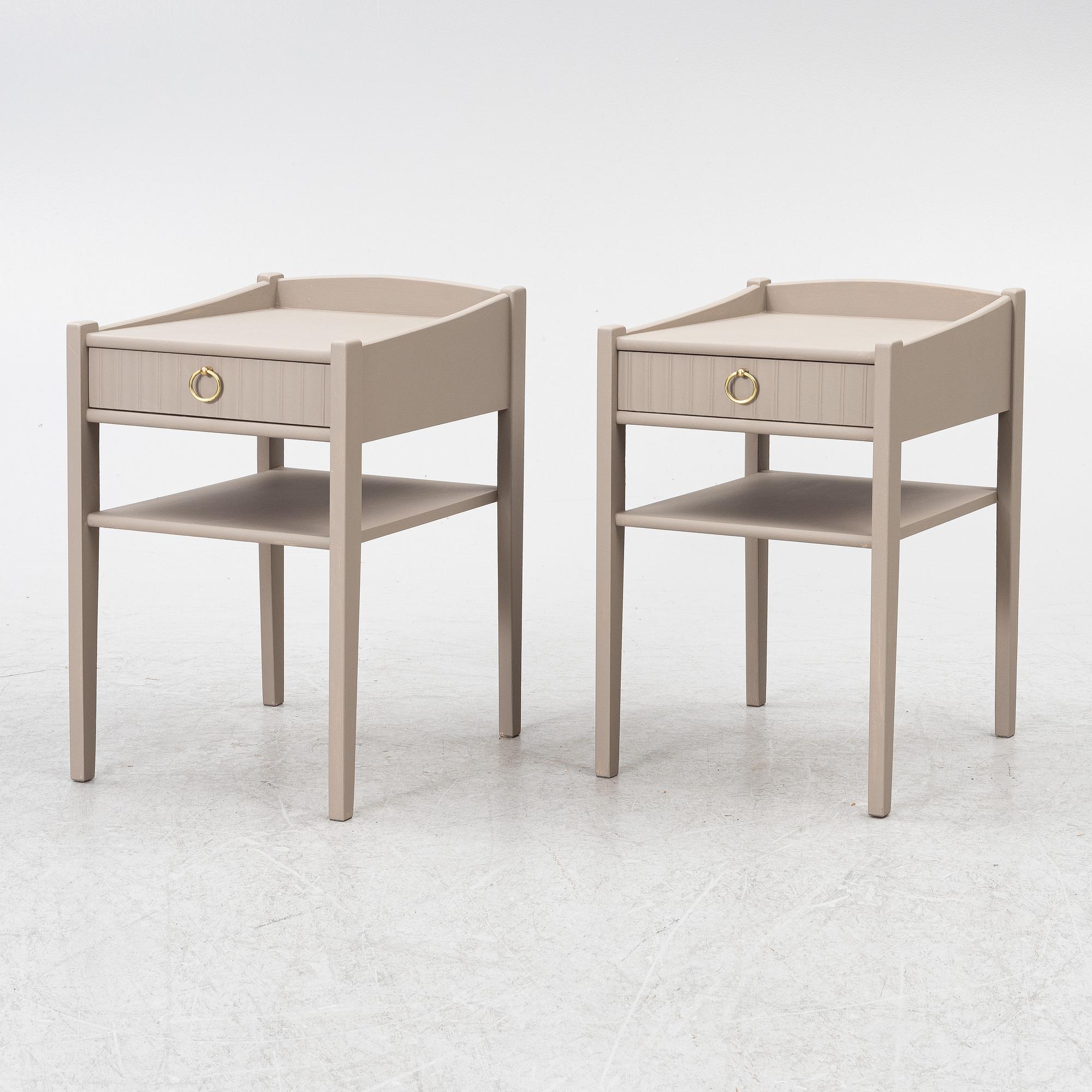 A pair of bedside tables, second half of the 20th century.