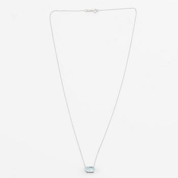 Necklace, 18K white gold with oval-cut aquamarine.