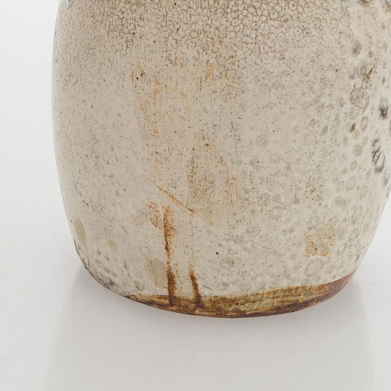 Kyllikki Salmenhaara, a stoneware vase, signed KS -43.