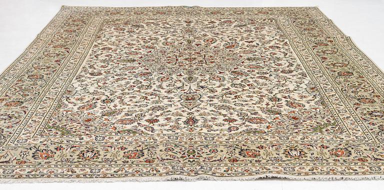 A Kashan carpet of 'Ardabil' design, c 409 x 300 cm.