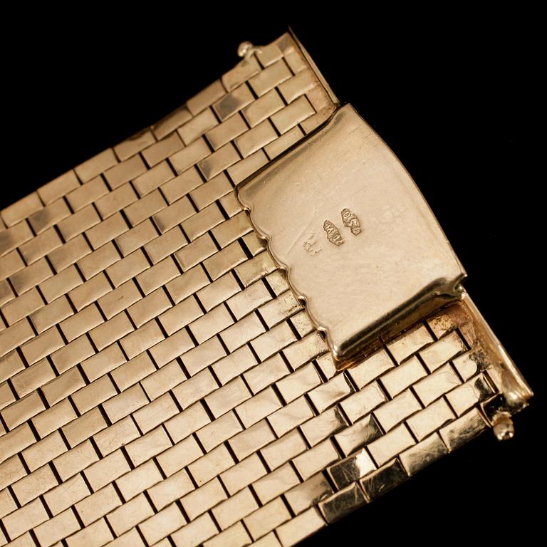 ARMBAND, 18k guld. Vikt ca90g.