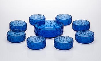 DESSERTSKÅLAR SAMT SERVERINGSSKÅL, glas, "Grapponia",Nanny Still, Riihimäen Lasi, 1970-tal.