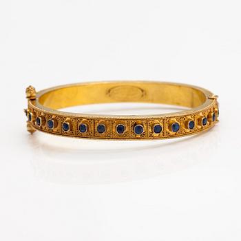 A ca. 22K gold bracelet with sapphires and pearls. Marchesini, Firenze Roma.