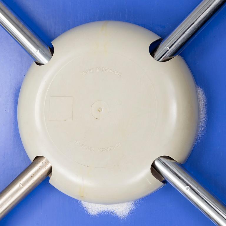 ARNE JACOBSEN, stolar, 6 st, Sjuan, Fritz Hansen, 1984.