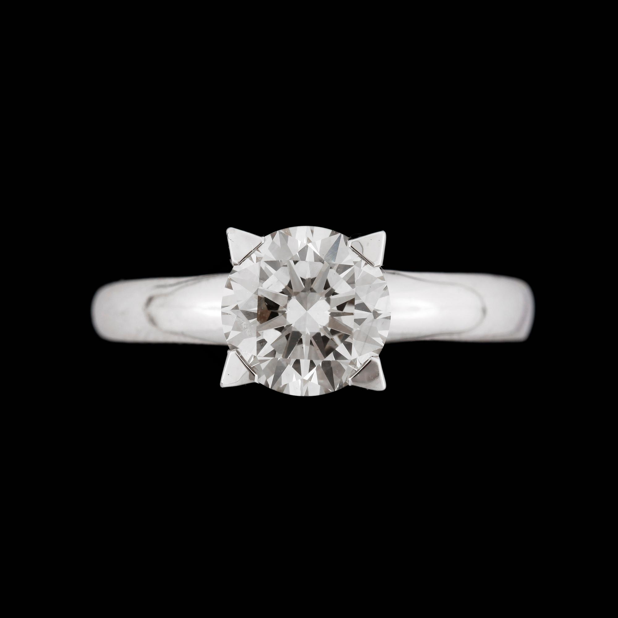 RING, 14k vitguld med briljantslipad diamant ca2,21ct. 2000-tal. Certifikat medföljer.