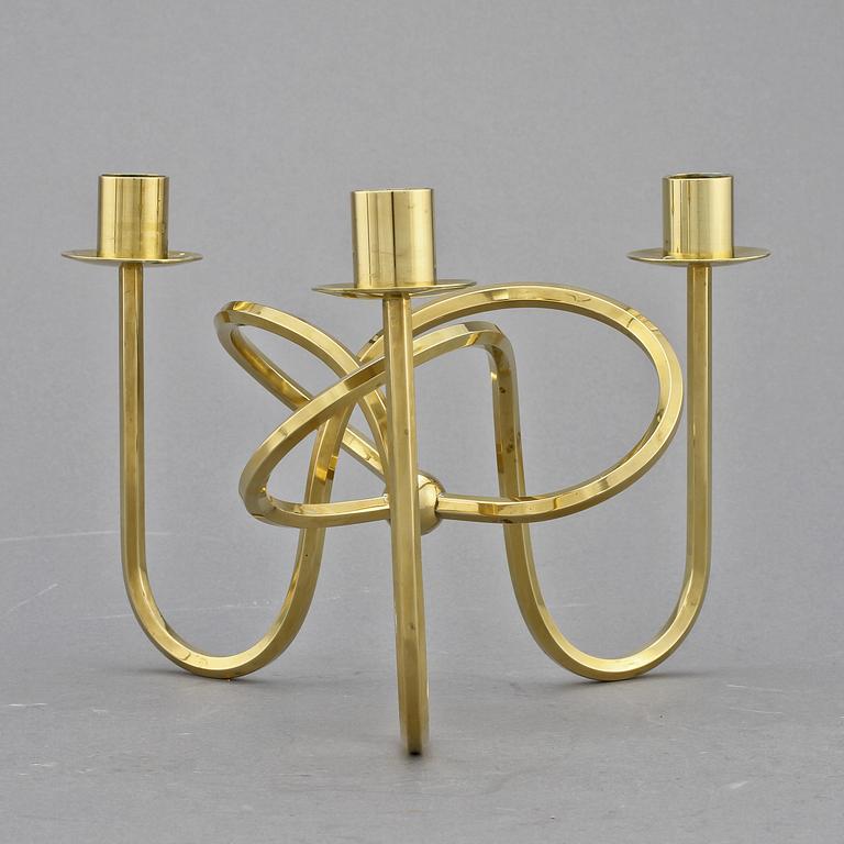 LJUSSTAKE, mässing, "Knuten", Josef Frank, Svenskt Tenn, 1900-talets fjärde kvartal.