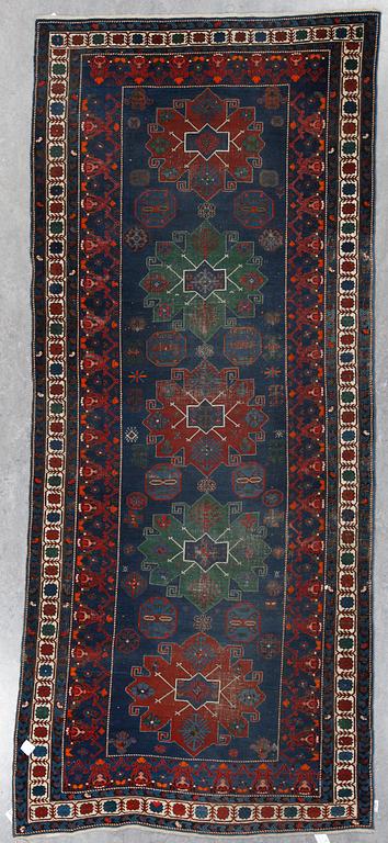 GALLERIMATTA, semiantik Kaukas, ca 335x140 cm.