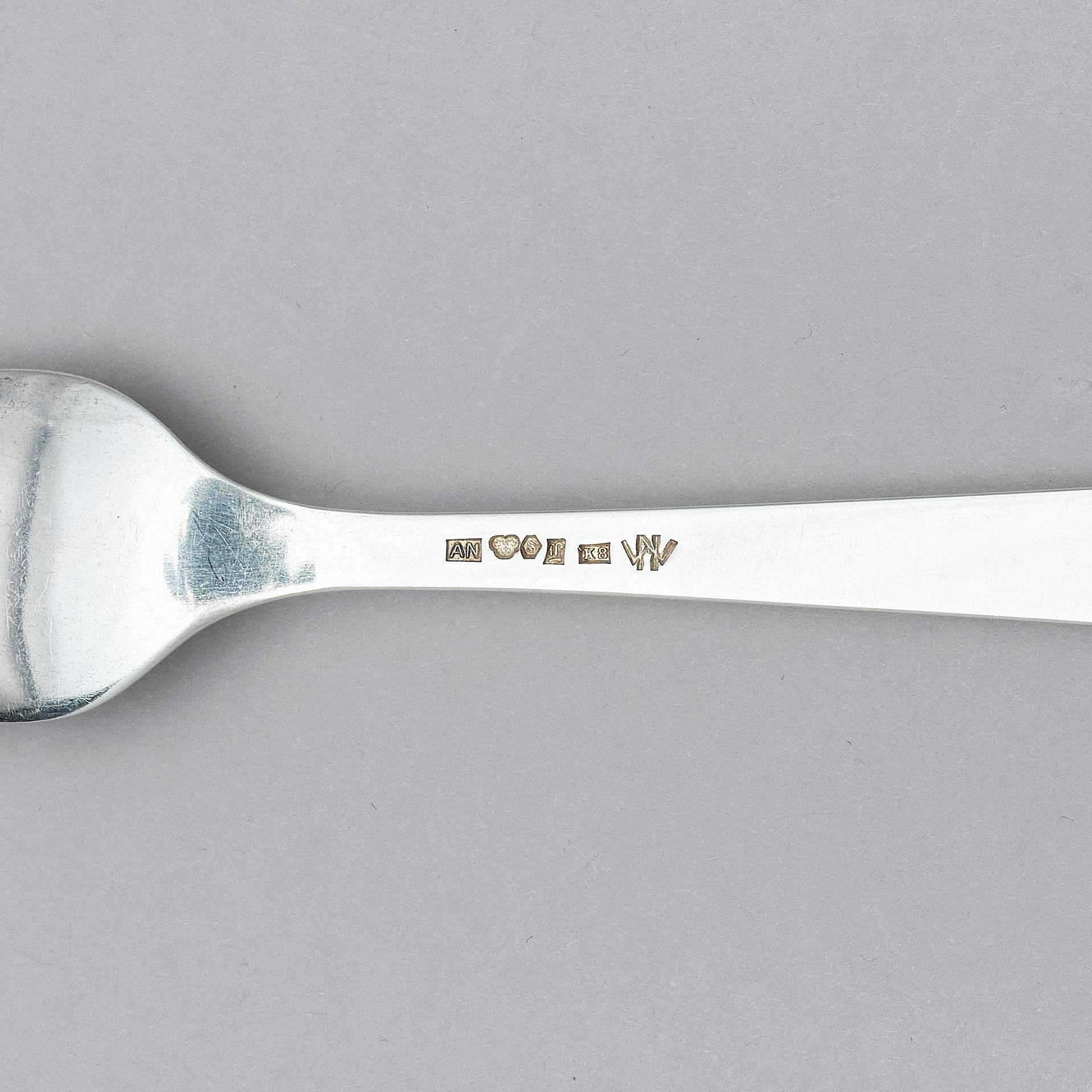 Wiwen Nilsson, salladsgafflar / vickningsgafflar, silver, 12 st, Lund 1936.