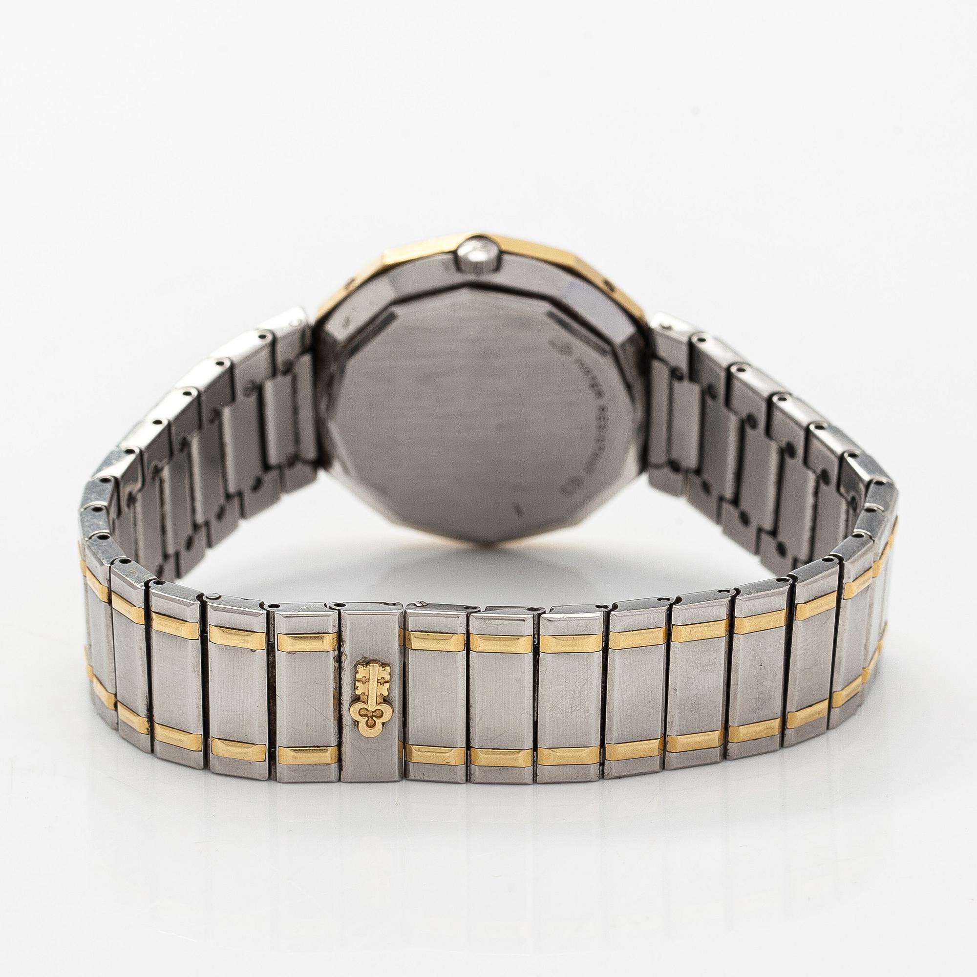 Corum, Admiral's cup, 35 mm, guld / stål, quartz.