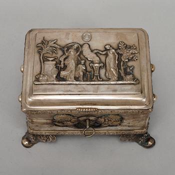 A silver box, mark of Ludwik Nast, Warszaw. 19th century.