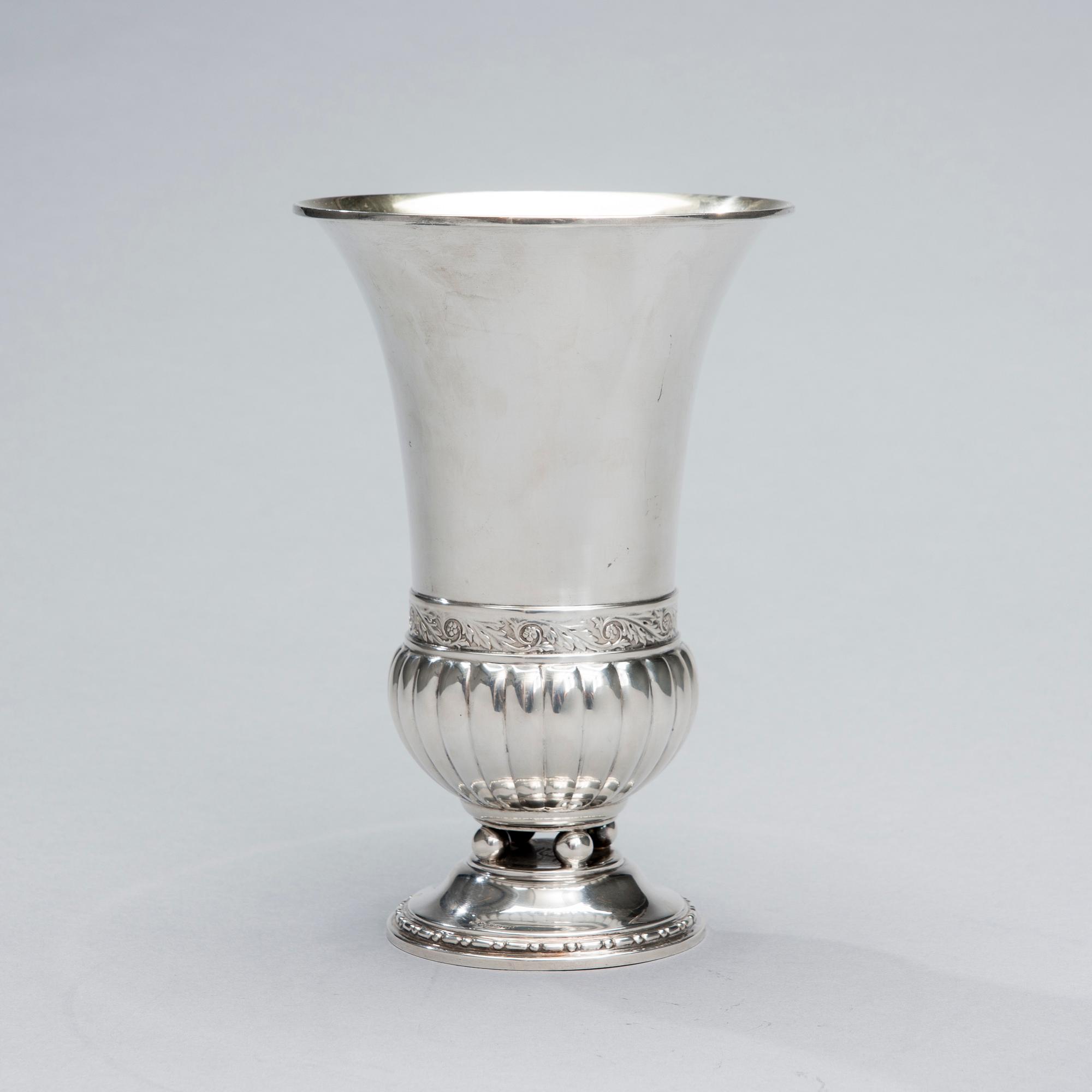 VAS, silver, Hopeakeskus, Tavastehus 1939. Vikt 408 g.
