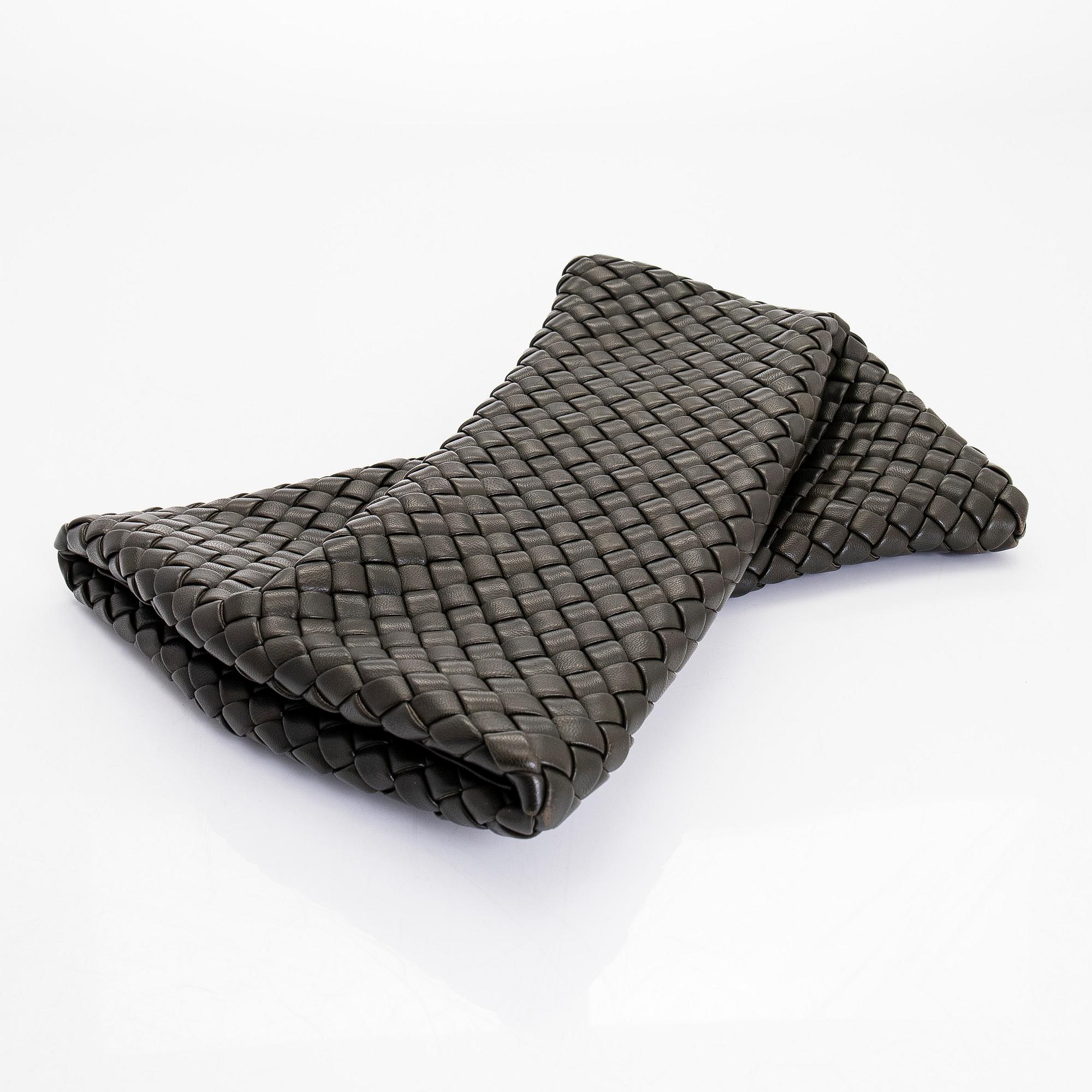 Bottega Veneta, laukku/clutch, "Crisscross".