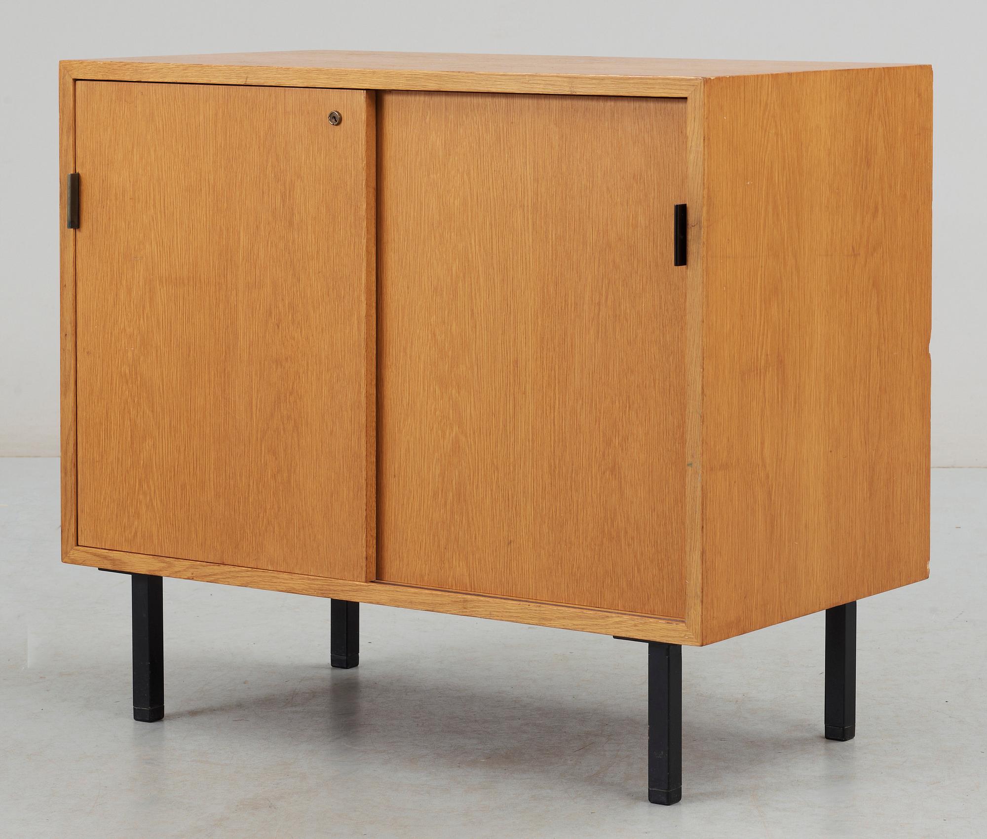 SIDEBOARD, Florence Knoll för Knoll International, licenstillverkat vid NKs verkstäder, 1957..