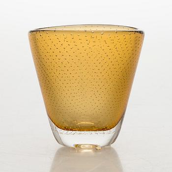 Gunnel Nyman, vas, modell "GN 3", signerad G. Nyman Nuutajärvi Notsjö.