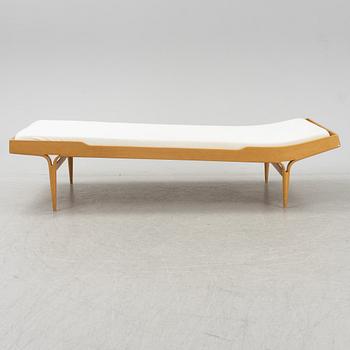 Bruno Mathsson, a model "T 303 / Berlin 60" daybed from Firma Karl Mathsson, Värnamo.