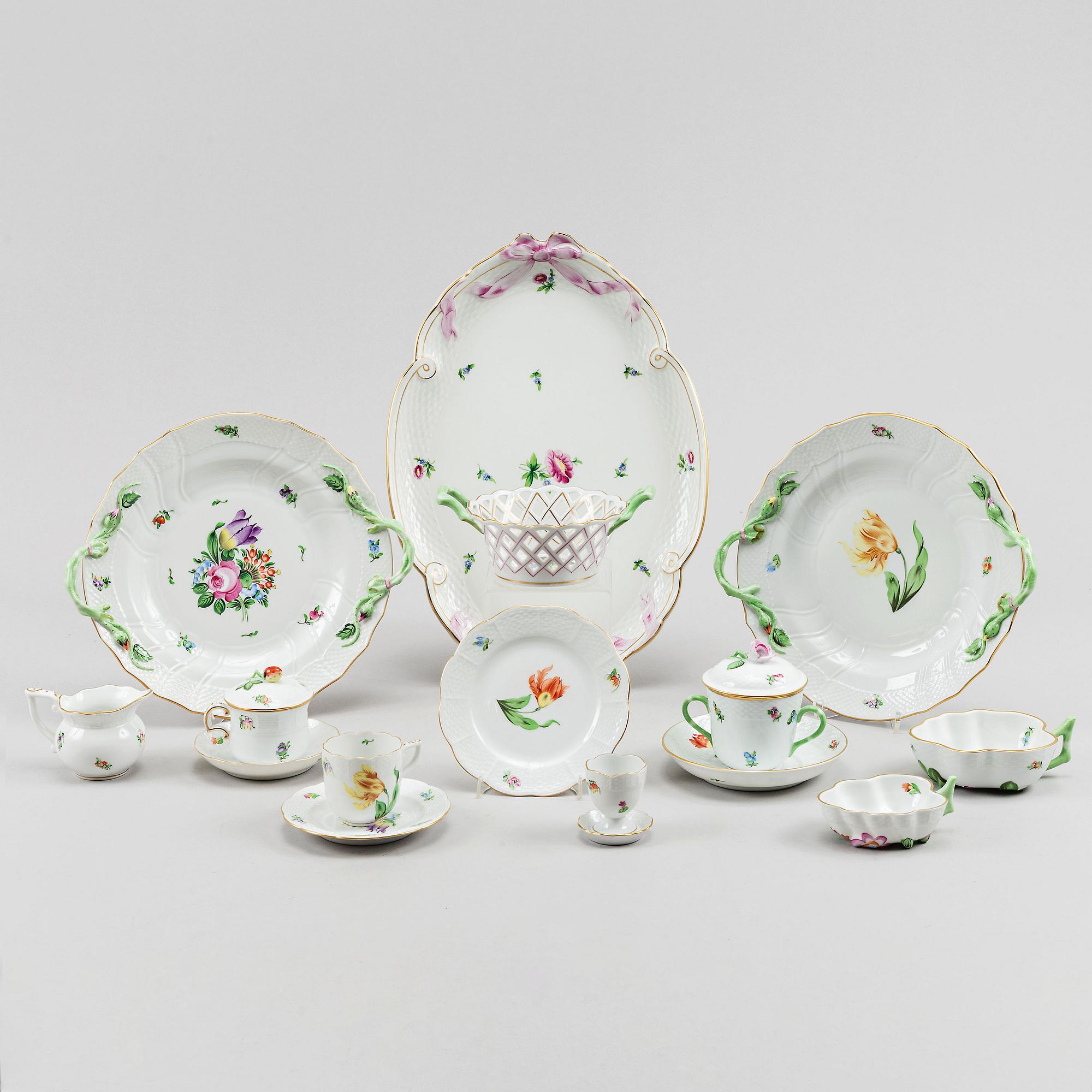 A 51-piece porcelain service, Herend, Hungary, second half of the 20th Century.