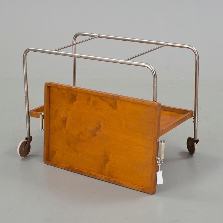 SERVERINGSVAGN, 1900-talets första hälft.