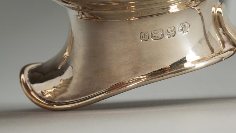 KAFFESERVIS, 4 delar, silver, William Hutton & Sons, Sheffield, England.1899-1900. Vikt ca 1090 g.