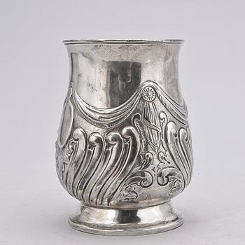 MUGG, silver, London 1783/84. Vikt ca 310 gram.